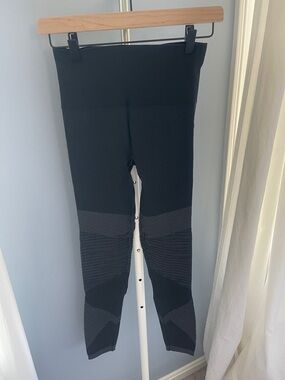 SPANX Black and Dark Gray Ribbed Moto Leggings